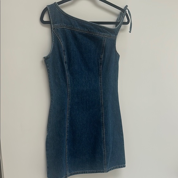 Denim One-Shoulder Dress - Picture 4 of 7